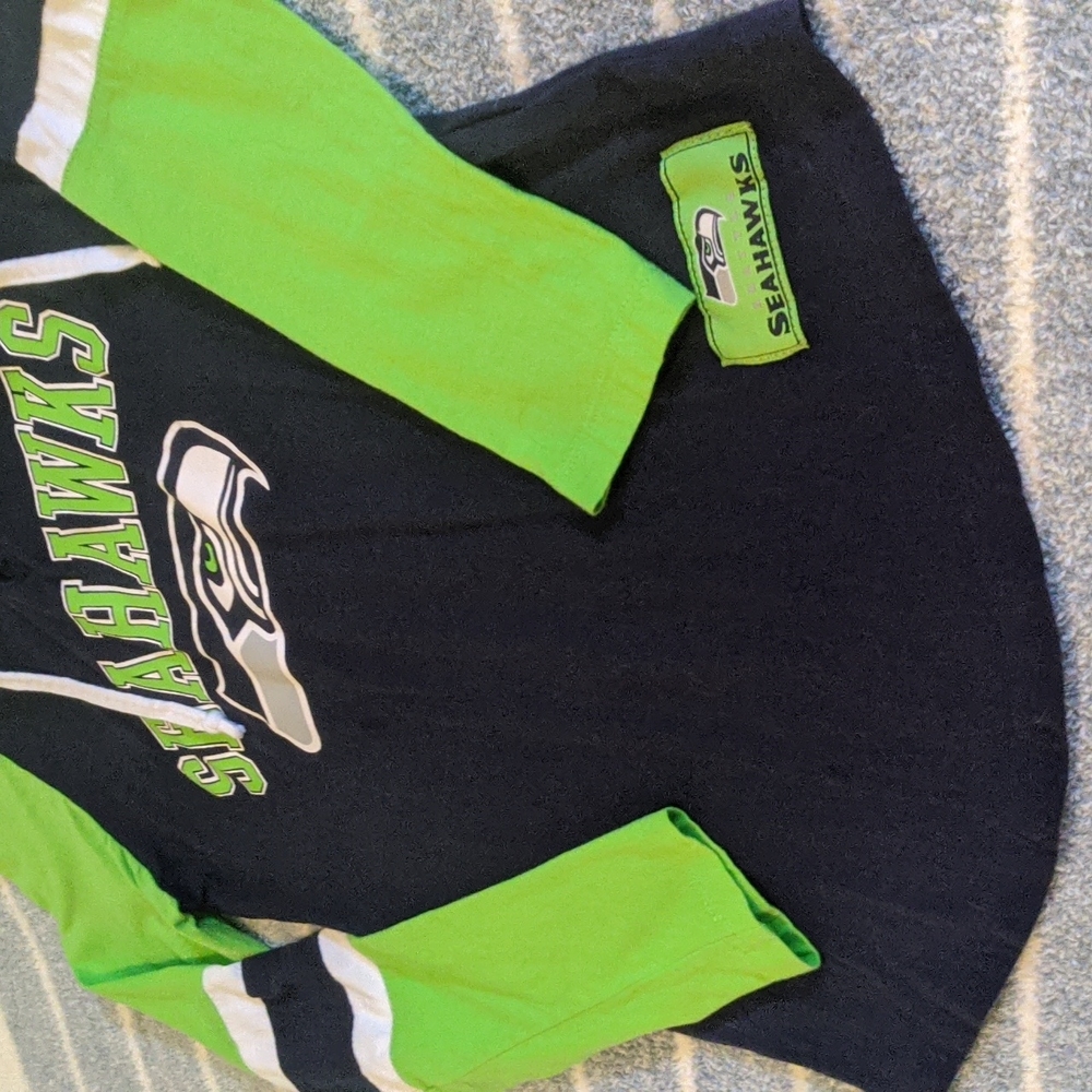 Seattle Seahawks Fan Long Sleeve T-Shirt - Picture 3 of 4